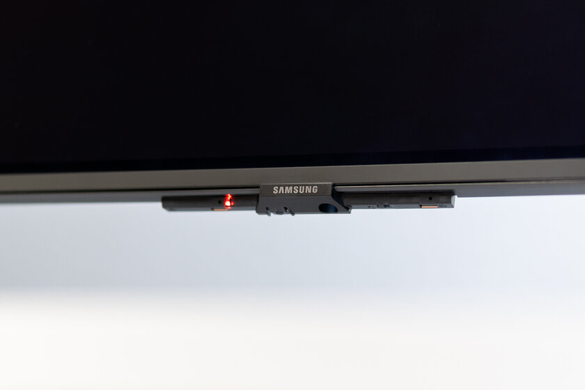 Настолько тонкий OLED-телевизор, что разъёмы вынесли отдельно. Обзор Samsung S95C — Первые впечатления. 2